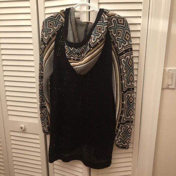 Circus Hotel fuzzy zip up women hooded black knit cardigan, M - Picture 2 of 13